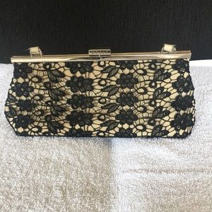 Guess Small Purse With Black Flower Embroidery.